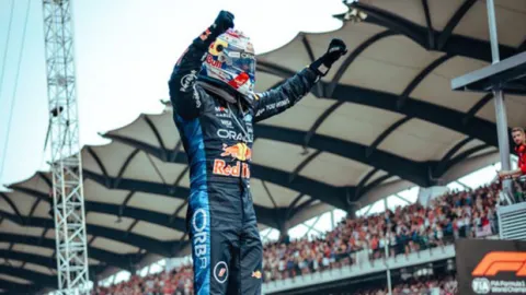 Formula 1 Bahreyn Grand Prix'sini Max Verstappen kazandı