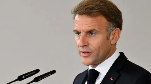 Fransa’da gösteri yasağı: Macron açıkladı