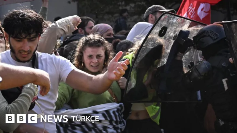 Fransa'da yüzlerce lisenin kapatıldığı protestolar hükümet için ne anlama geliyor?