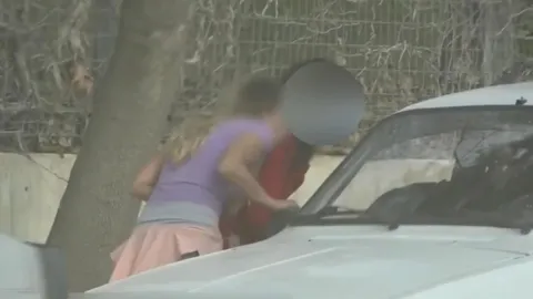 Fuhuş pazarlığı kameralara yansıdı! Telaffuz edilen rakamlar dudak uçuklattı