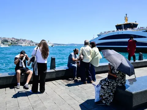 İstanbul'da hava iki günde değişecek: Önce yaz, sonra sonbahar - fotoğraf 1