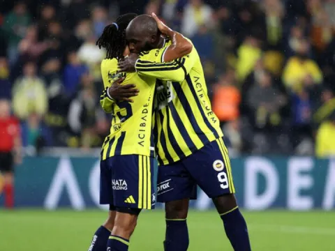 F.Bahçe, Çek takımlarıyla 17. kez rakip - fotoğraf 1