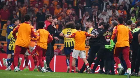 Galatasaray'dan Fenerbahçe'ye yanıt: 'Gürültü geçer, gerçekler kalır'