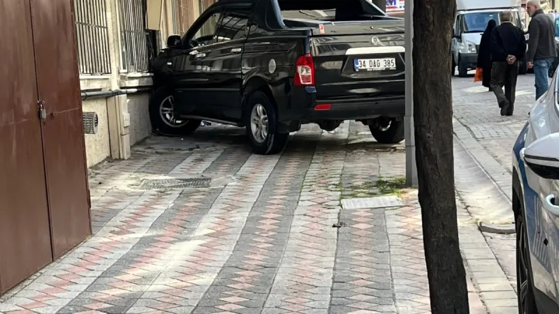 Gaza fazla basınca felaket oldu: Park tarifi yapan kocasını ezdi!