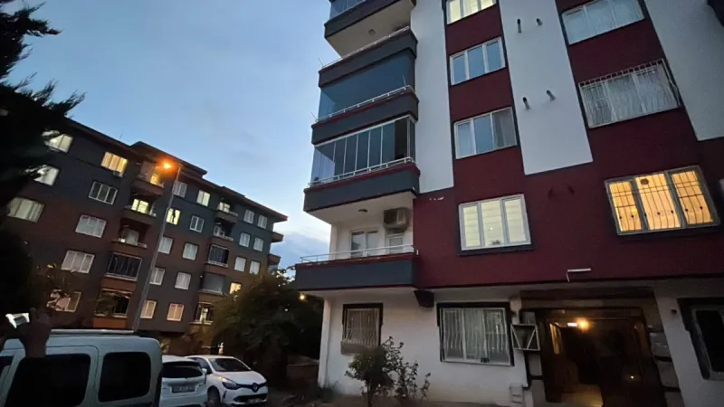 Gaziantep'te aile faciası: 2'nci kattan düşen anne hayatını kaybetti, baba ve oğul yaralı