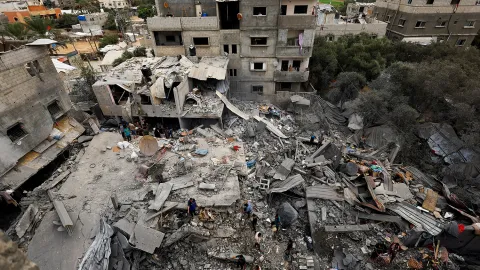 Gazze'de hayatını kaybedenlerin sayısı 74 bin 377’ye yükseldi