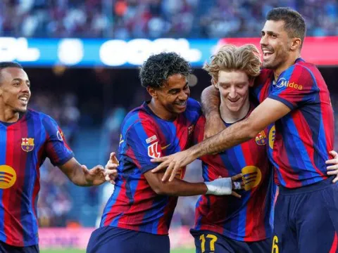 Barcelona ve Manchester City kayıpsız zirvede! - fotoğraf 2