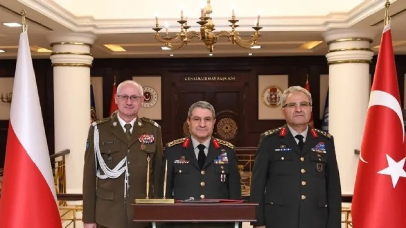 Genelkurmay Başkanı Bayraktaroğlu, Polonya Kara Kuvvetleri Müfettişi Tümgeneral Fajkowski'yi kabul etti