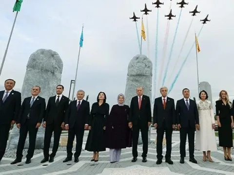 Cumhurbaşkanı Erdoğan, Türk Devletleri Medeniyet Parkı'nın açılışına katıldı - fotoğraf 3