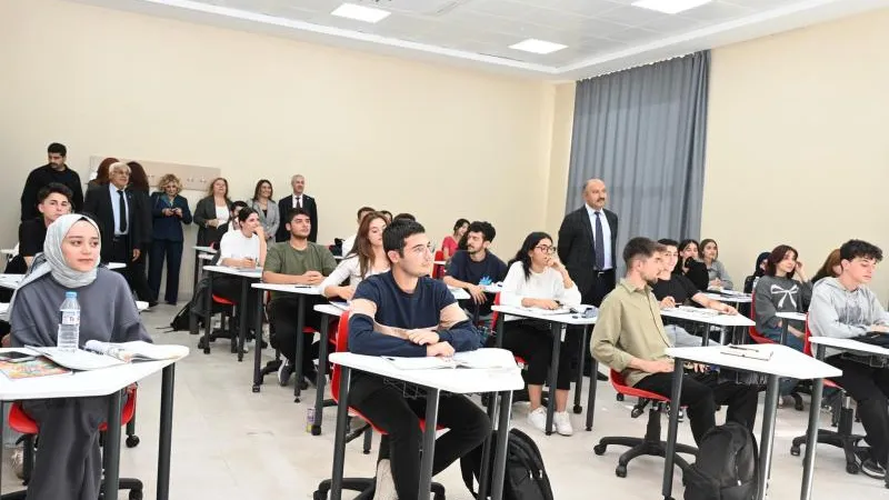 GİRİŞİMCİ KADINLARDAN ÜNİVERSİTEYE LABORATUVAR