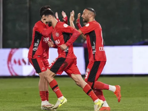 Fatih Karagümrük üç maç sonra kazandı! - fotoğraf 1