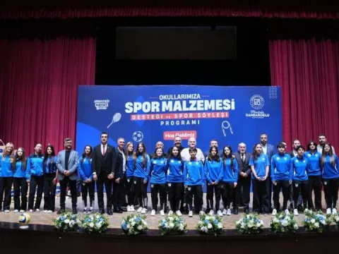 Arnavutköy Belediyesi’nden okullara spor malzemesi desteği - fotoğraf 1