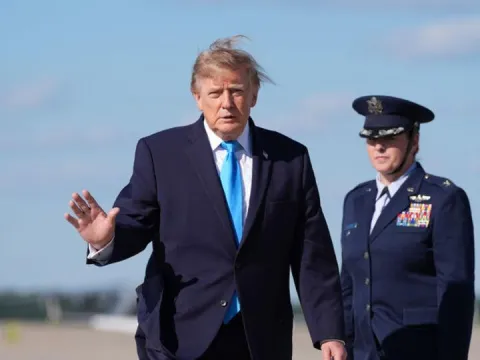 Trump: "İran tehdidi" ihtimali üzerine çektik - fotoğraf 1