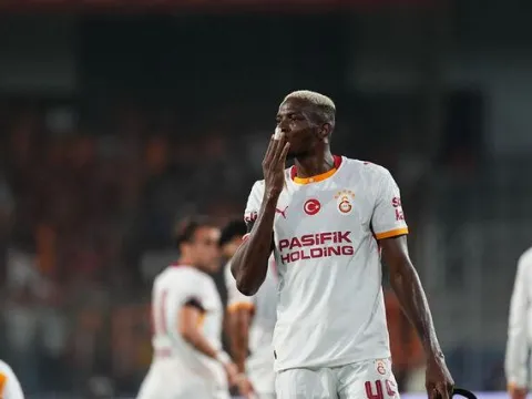 "Osimhen Galatasaray'dan ayrılmalı demedim" - fotoğraf 1