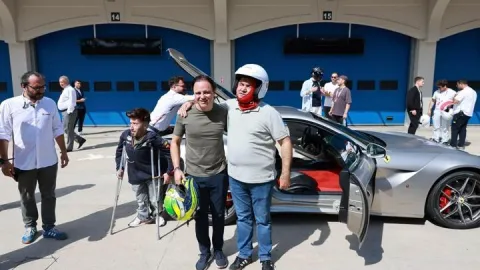 Görme engelli Formula 1 tutkunu, Felipe Massa ile unutulmaz bir deneyim yaşadı