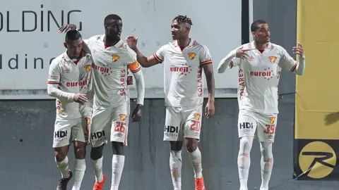 Göztepe, Eyüpspor deplasmanında nefes aldı