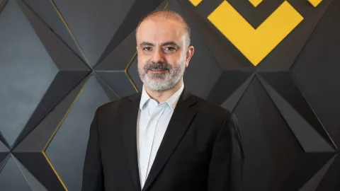 Gram ve çeyrek altın referansıyla işlem başladı