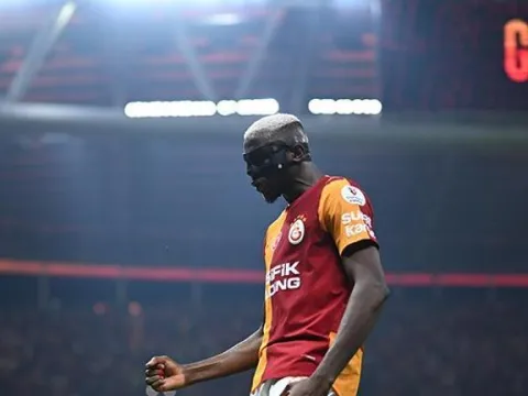 Victor Osimhen: Şampiyon olmak için derbileri kazanmak önemli - fotoğraf 2