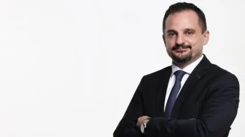Gürol Sami Özer'in iş sözleşmesi feshedildi
