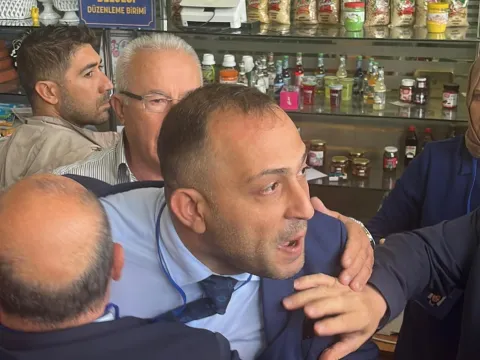 Sandık başına gitmeden ortalık karıştı! Ticaret Odası seçiminde arbede - fotoğraf 3