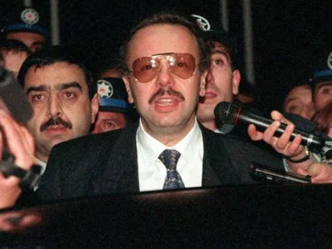 Eski bakan Denizolgun'un doktoruna 2 yıl 6 ay hapis cezası - fotoğraf 1