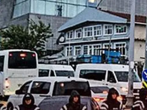 SON DAKİKA! Bayrampaşa'da sanayi sitesinde yangın! - fotoğraf 1