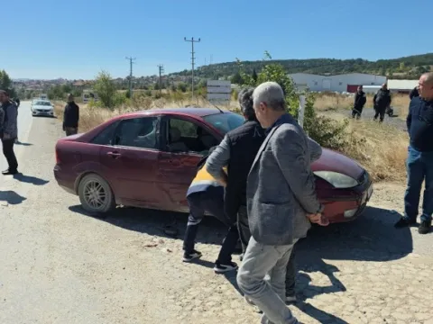 Kütahya'da feci kaza: Otomobille çarpışan motosikletin sürücüsü hayatını kaybetti - fotoğraf 5