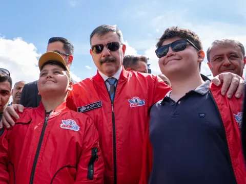 İçişleri Bakanı Çiftçi, TEKNOFEST Güneydoğu'yu ziyaret etti - fotoğraf 2