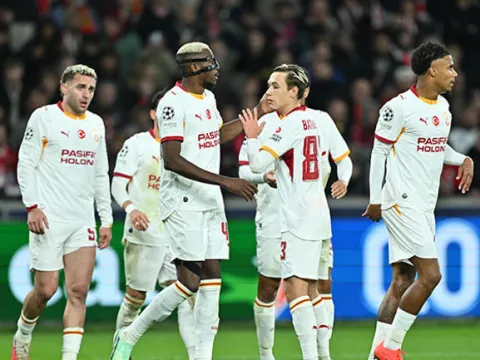 Galatasaray'dan 25 yıl sonra bir ilk! Fransa'da tarihi galibiyet - fotoğraf 4