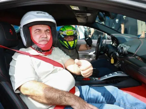 Massa, görme engelli hayranıyla İstanbul Park'ta buluştu - fotoğraf 3