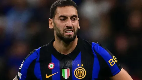 Hakanlı Inter'e evinde tarihi şok