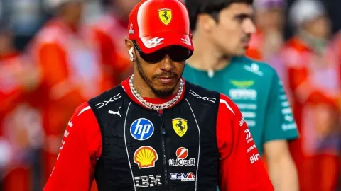 Hamilton'dan herkesi ters köşe yapan 45 yaş kararı