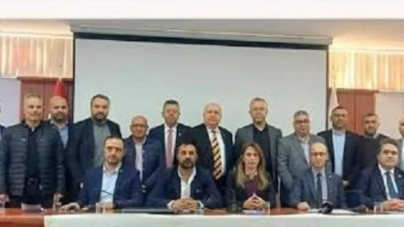 HAMOK: DEPREMİ UNUTMADIK, SORUMLULARI UNUTTURMAYACAĞIZ!