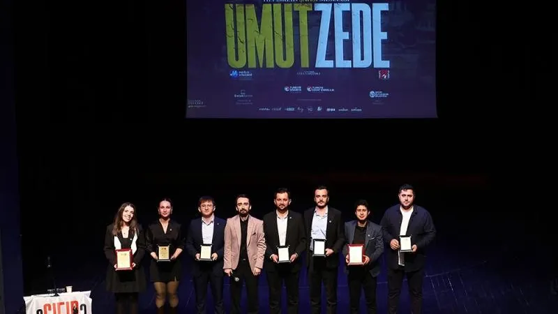 HATAY DEPREMİNİ HATIRLATAN “UMUTZEDE” BELGESELİ 