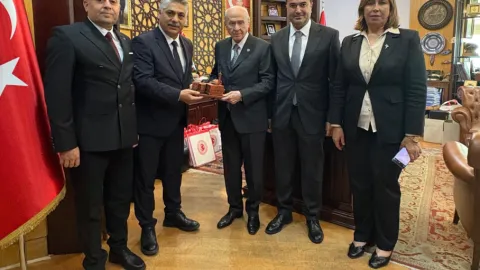 Hatay Heyetinden MHP Lideri Bahçeli'ye Ziyaret