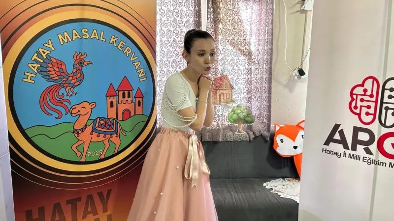 Hatay Masal Kervanı Öğrencilerle Buluştu