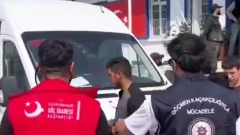 Hatay'da 42 Düzensiz Göçmen Yakalandı
