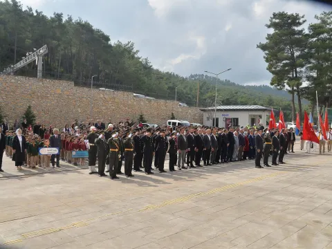 HATAY’DA ATAYA SAYGI TÖRENLERİ - fotoğraf 2