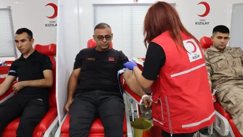 HATAY’DA JANDARMA PERSONELİNDEN KAN BAĞIŞI