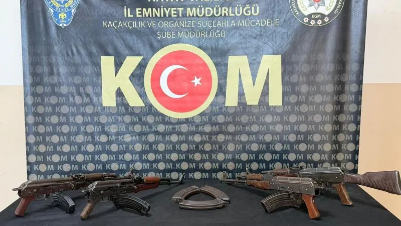 Hatay'da Otomatik Silahlar Ele Geçirildi