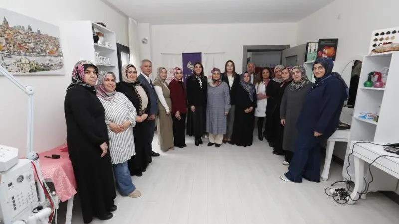 Hatay’da Şule Yüksel Şenler Vakfı’ndan Kurs