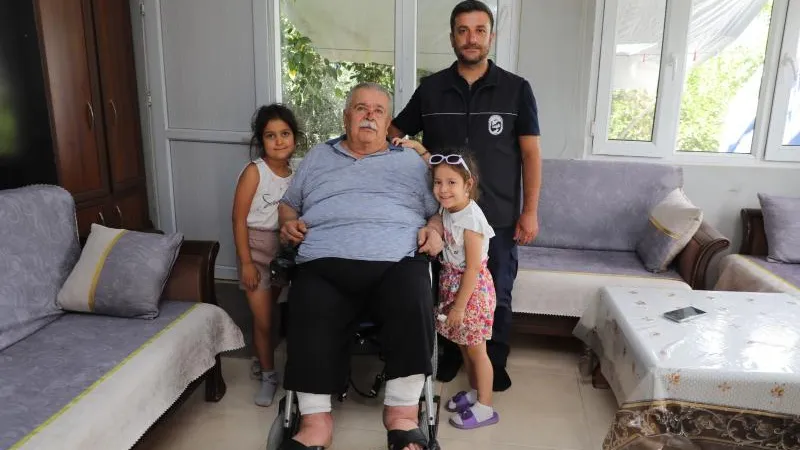 HATAY'DA TEKERLEKLİ SANDALYELER SAHİPLERİNE ULAŞTI