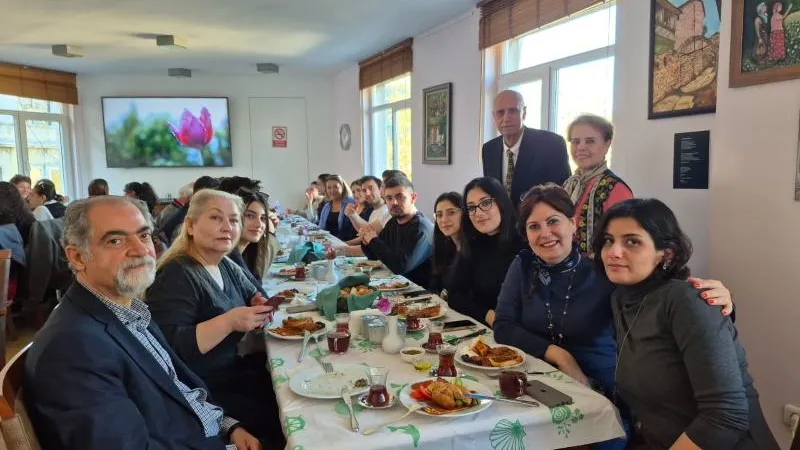 HATAYLI ÖĞRENCİLERDEN ANLAMLI BULUŞMA