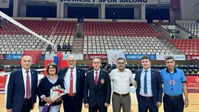 HATAYLI SPOR İNSANI NACİ JÖNTÜRKE FEDERASYONDAN ÖDÜL