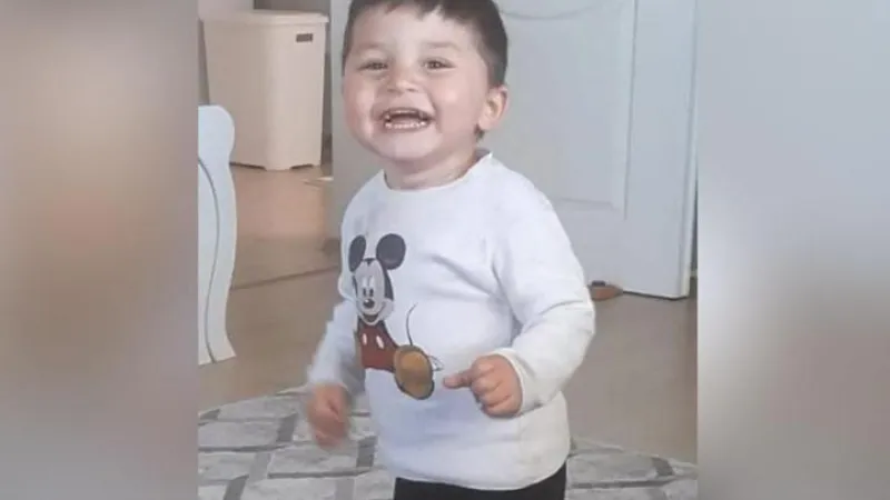 Havuza düşen 2 yaşındaki Hasan İsmail öldü