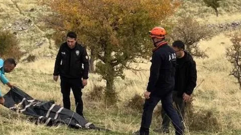Hayvanlarına bakmaya giden Hamza silahla vurulmuş halde bulundu
