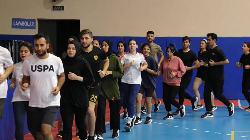 HBB'DEN POLİS ADAYLARINA KURS