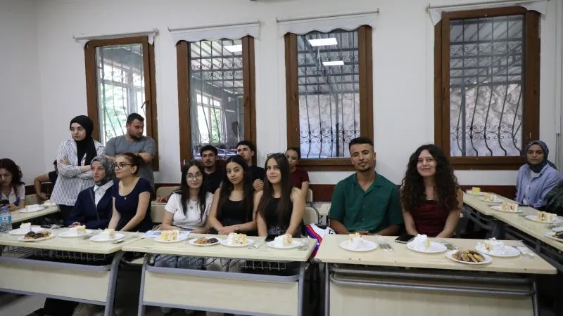 HBB’DEN YKS ADAYLARINA MORAL DESTEĞİ