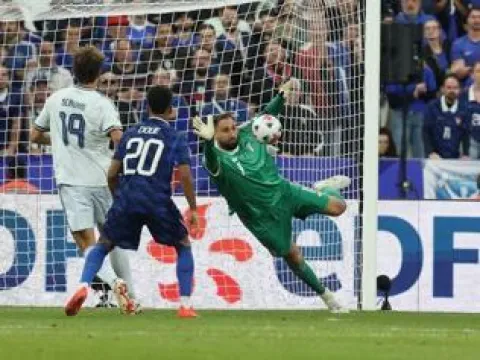 Fenerbahçe'nin yıldızı Lukaku'dan açıklama: Yönetimle görüşeceğim - fotoğraf 1