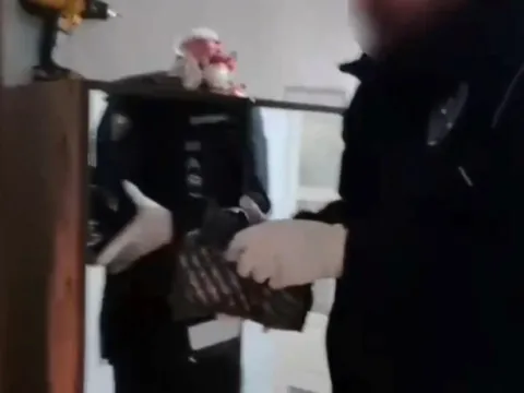 Sakarya’da özel harekat destekli ‘Sokaklar Güvende’ baskınlarında 19 gözaltı - fotoğraf 5